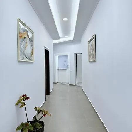 Aem 2 Bedroom #3 Apartment *
